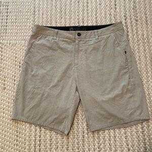 Vuori Aim Shorts